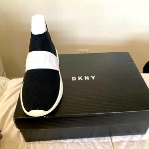 DKNY PIPPA SNEAKERS